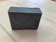 Load image into Gallery viewer, Tea tree and Charcoal 80g soap bath