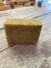 Load image into Gallery viewer, Lemon and Poppy Seed 80g soap bar
